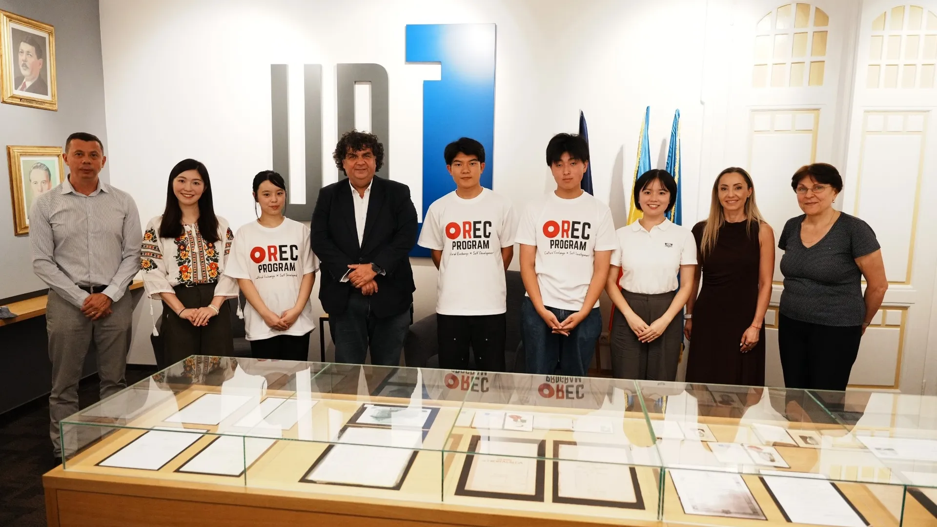 De la Timișoara la Tokyo: tineri japonezi au vizitat UPT pentru a promova România în Japonia