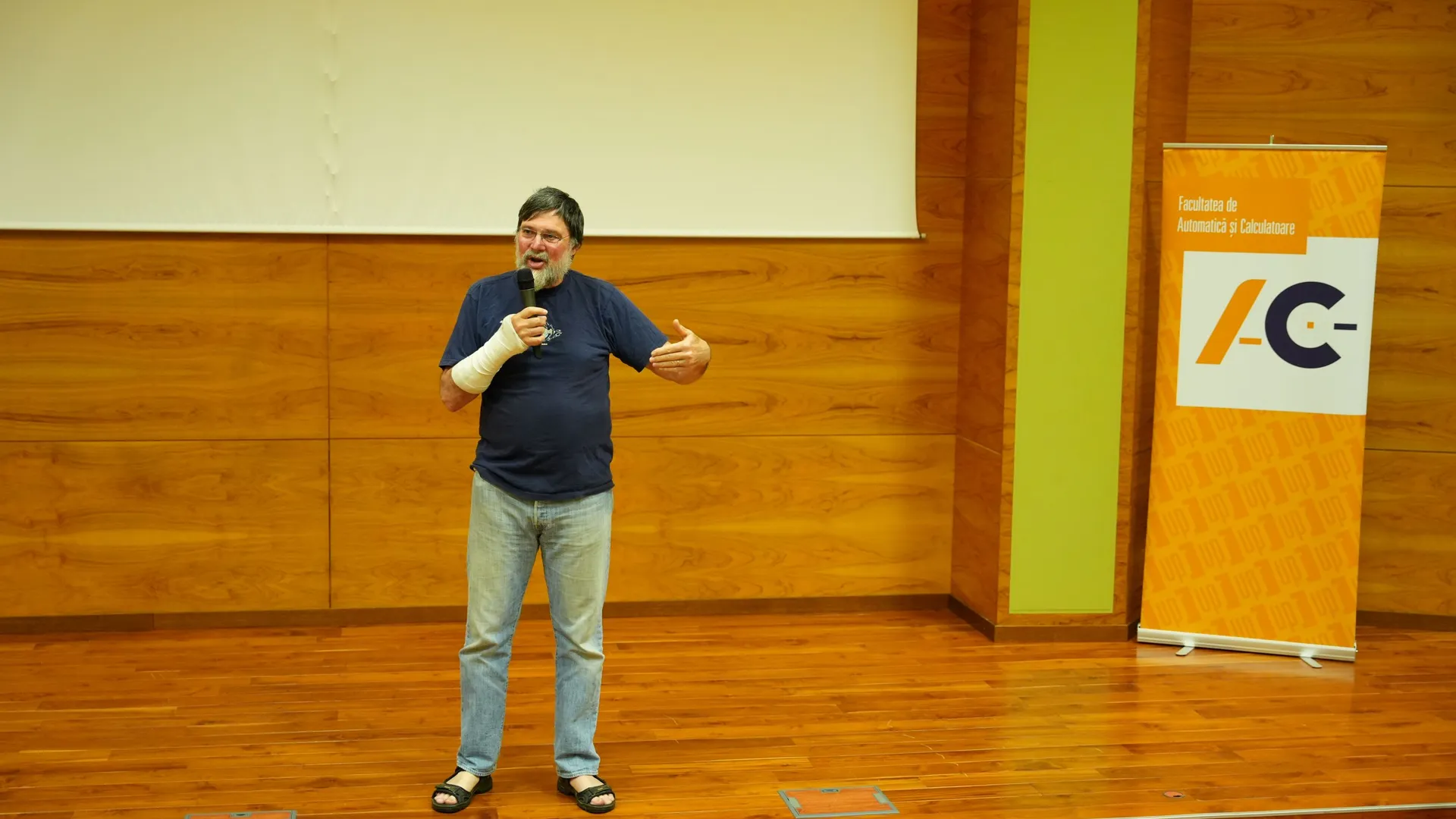 James Coplien, pionier al programării moderne, în dialog cu studenții de la Facultatea de Automatică și Calculatoare din cadrul UPT