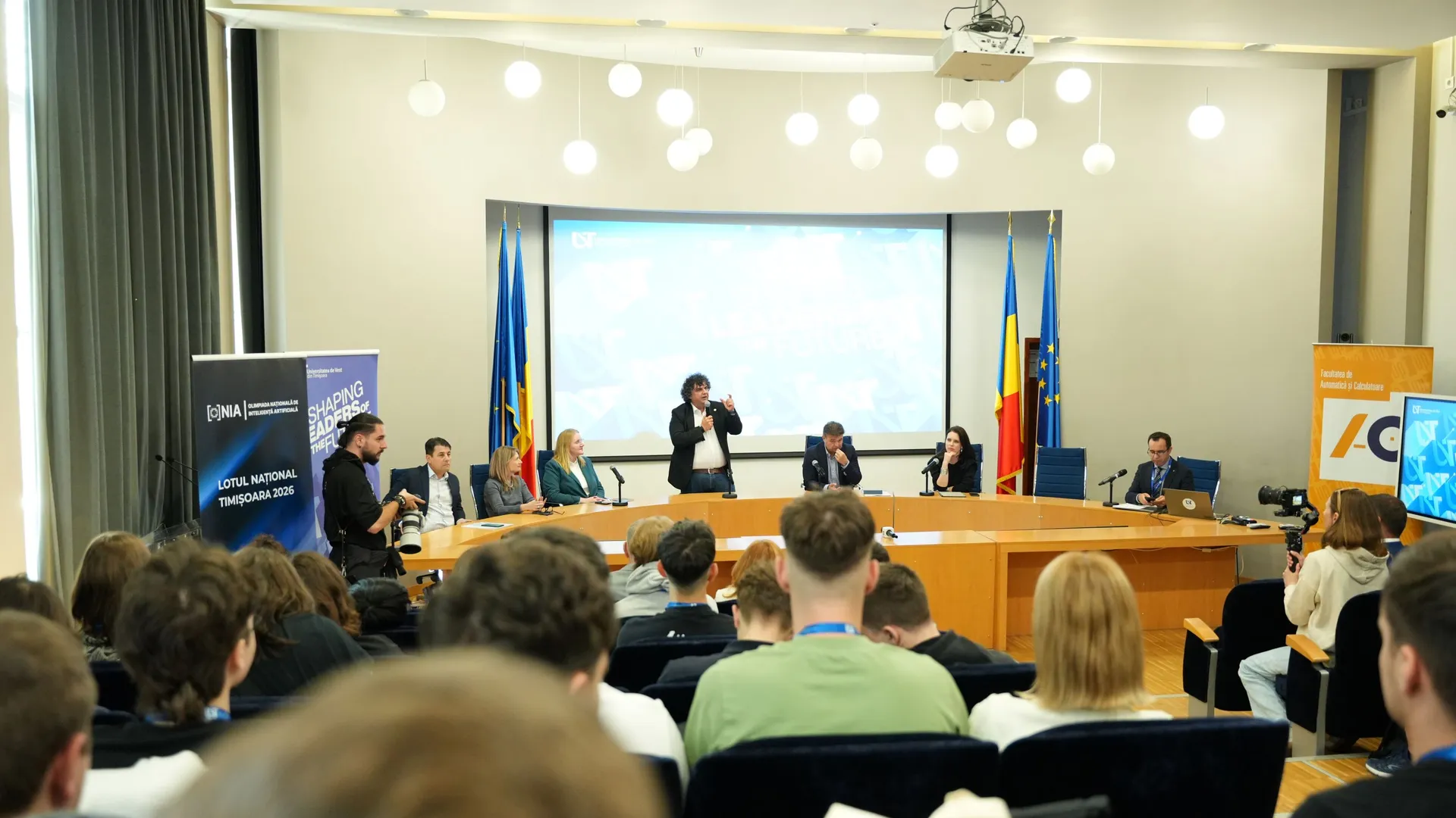 Timișoara inovează prin educație: Universitățile de top din oraș pregătesc lotul României pentru Olimpiada Internațională de Inteligență Artificială
