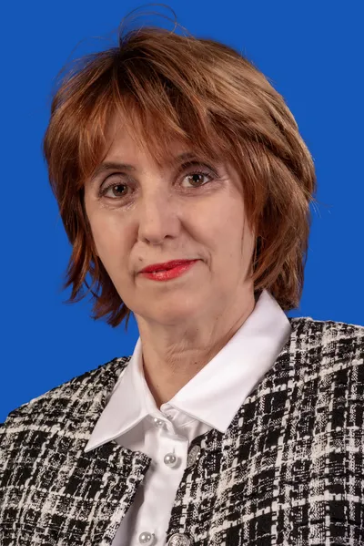 Adriana Mînzat