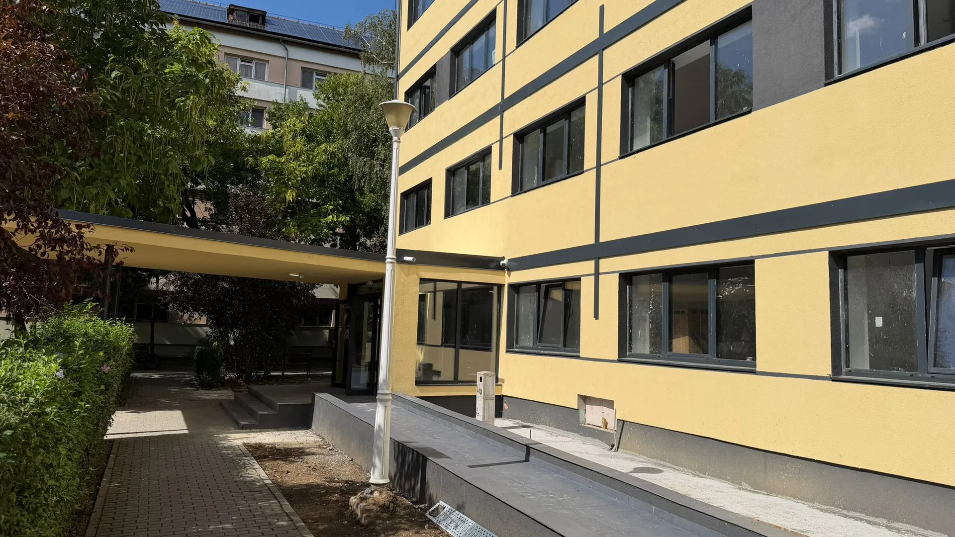 Universitatea Politehnica Timișoara finalizează lucrările de modernizare și eficientizare energetică a căminelor studențești 4C și 7C, prin proiectul EcoCampusUPT, finanțat prin Planul Național de Redresare și Reziliență