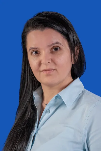 Delia-Maria Rozovlean