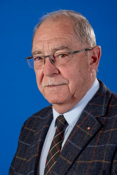 Eugen Pămîntaș