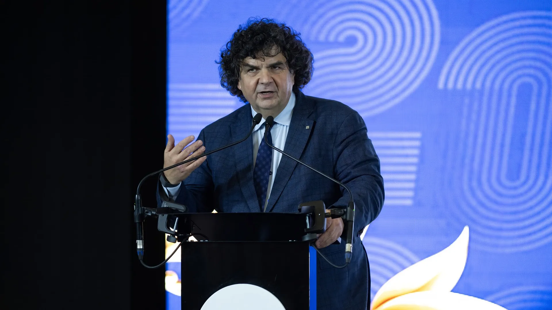 Florin Drăgan, rectorul UPT: „România are nevoie de o strategie energetică asumată politic, pe termen lung, care să supraviețuiască schimbărilor de guvernare”