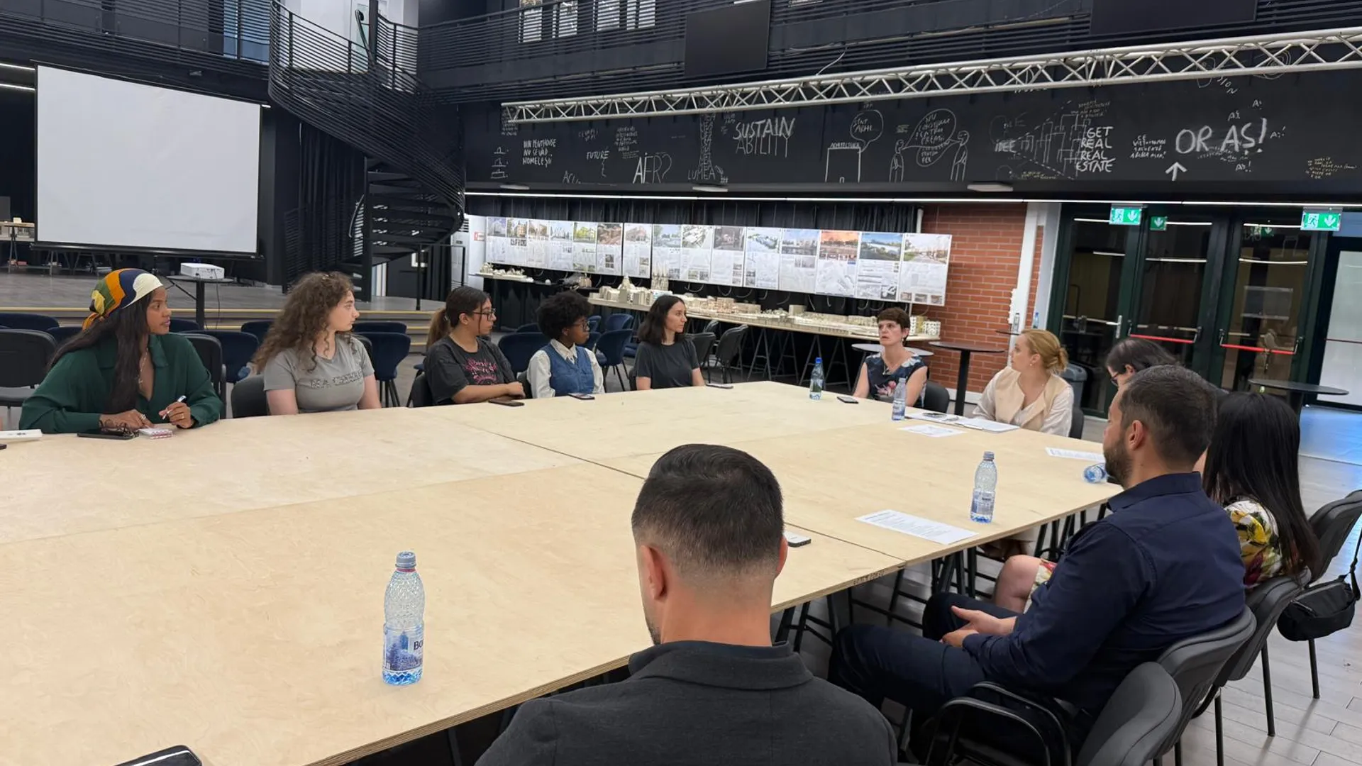 Școala de Vară Interdisciplinară „Urban Health” a reunit la Timișoara specialiști și tineri cercetători preocupați de relația dintre oraș și sănătatea populației